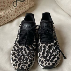 Adidas Originals Swift Run leopard